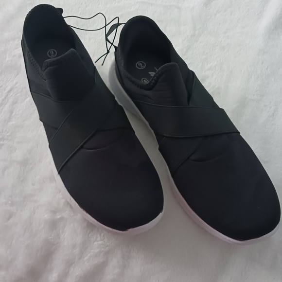 MTA Sport • Women's "Ashley" Memory Foam Camo Athletic Slip-On Sneakers - Picture 2 of 13